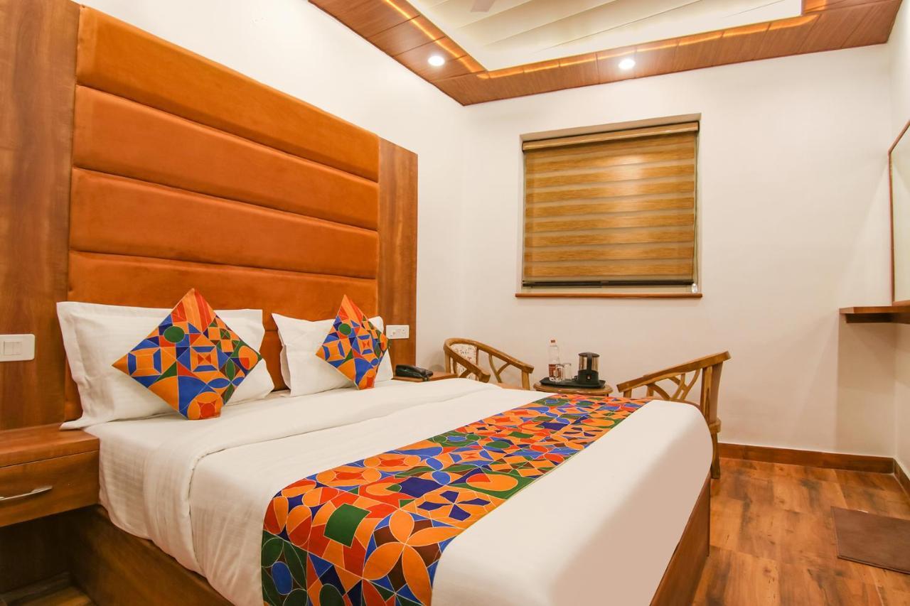 Fabhotel Ambassador Manimajra エクステリア 写真